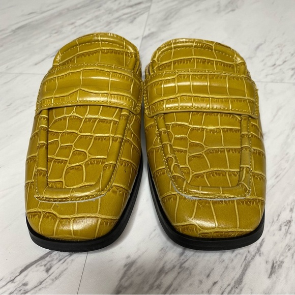 Marc Fisher Flyta Crocodile Embossed Leather Square Toe Mule 8M - Picture 9 of 13